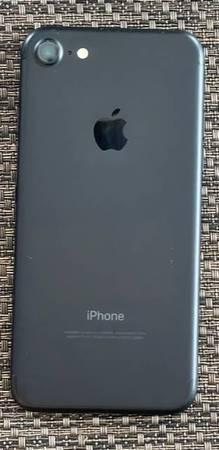iPhone 7, 32GB T-Mobile, Excellent Condition - $90 (Northwest, Houston)