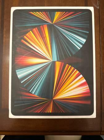 2021 Ipad Pro 12.9” 512 GB - $750 (Mansfield, TX)