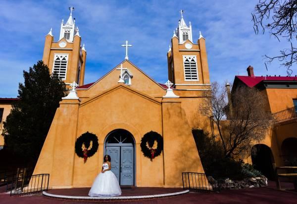 PHOTOGRAPHY, VIDEOGRAPHY, PHOTOBOOTH & LIVE STREAM (DFW & Surroundings)