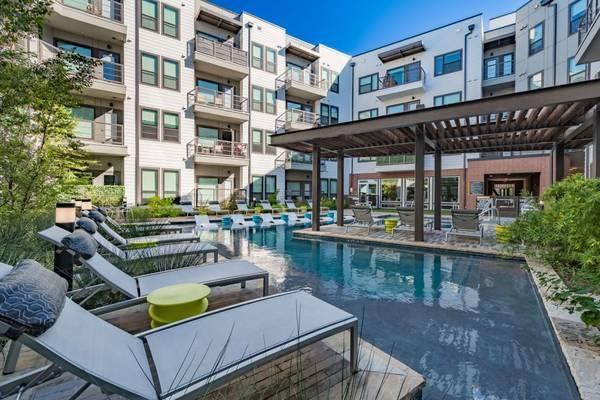 $1,200 / 1br - 760ft2 - Beautiful Fully Furnished Apt. For Subletting