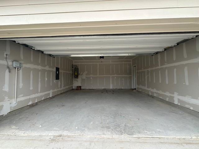 Brand New 3B 2B home immediately available to lease.