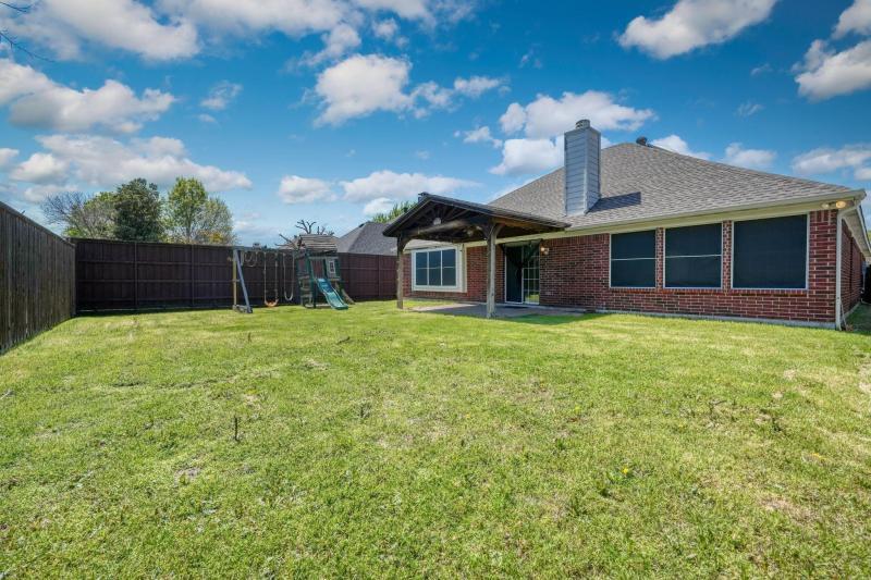 A wonderful home with unique feature of natural light in the kitchen