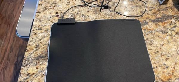 Razer goliathus black rgb chroma mousepad - $15 (Austin)