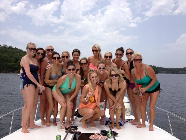 ONE Of A KIND BACHELORETTE/BACHELOR PARTY!!! (Lake of The Ozarks)