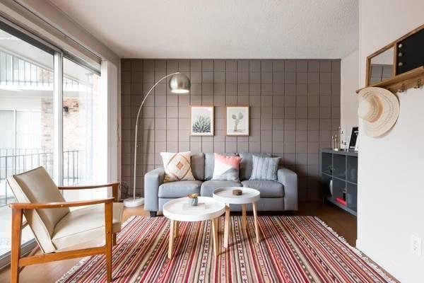 $1,599 / 2br - 1100ft2 - Rental Issues or Credit or Background Issues? Contact Kozmo... (Downtown)