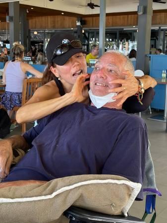 I AM A PRIVATE CERTIFIED CAREGIVER (ENTIRE BAY AREA)