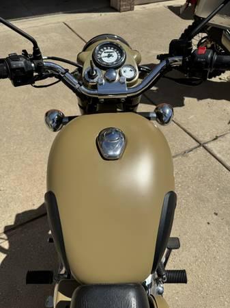 Royal Enfield Classic 500 2013 Desert Storm - $4,700 (McKinney)