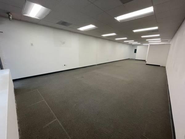 $4,731 / 1200ft2 - Café or Juice Bar Space | Great Rockville Visibility (Rockville, MD)