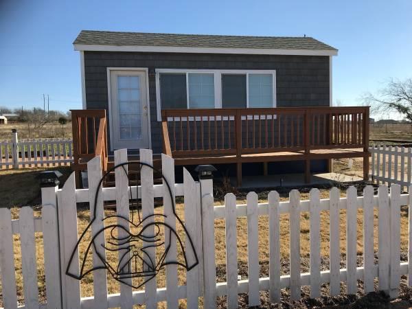 $95 / 1br - 275ft2 - Galactic Mini Home at Doc's Drive in Theatre (Buda)