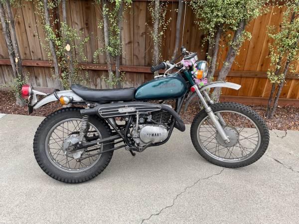 Yamaha dt 250 2 stroke 1973 - $1,600 (emeryville)