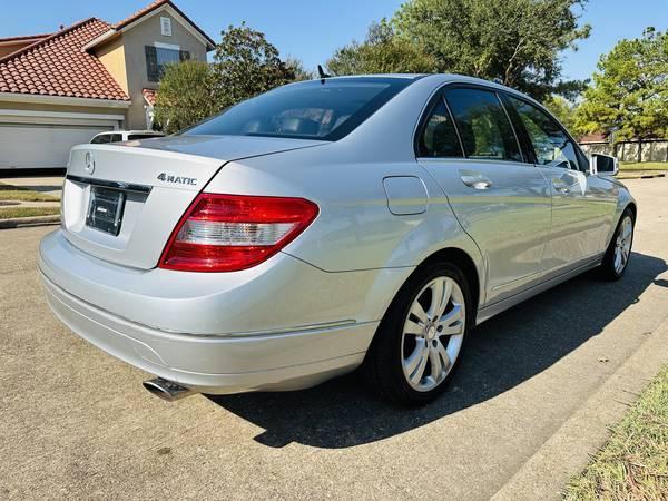 2011 Mercedes-Benz c-class C 300 4MATIC Luxury Sedan
