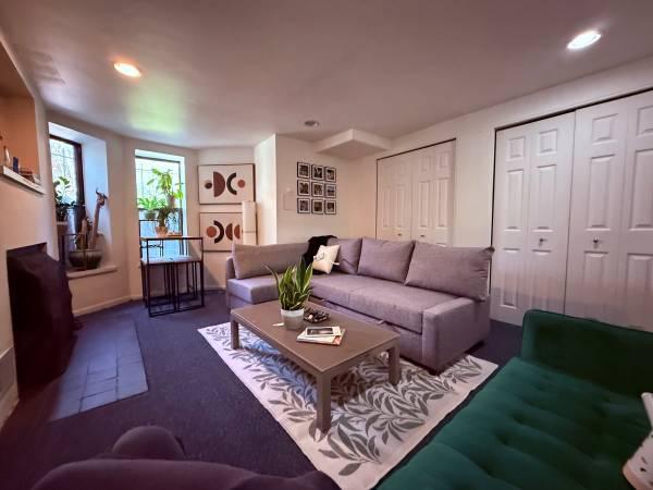 $1,095 / 2br - 875ft2 - Room for Rent in Columbia Heights – $1095 – LGBTQ+ & 420 Friendly