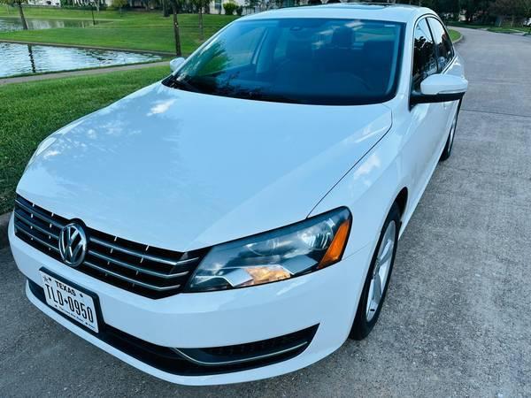 2013 Volkswagen Passat with clean title - $7,900
