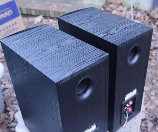 Polk Audio Monitor 40 Series II Wired Bookshelf Speaker Pair - $100