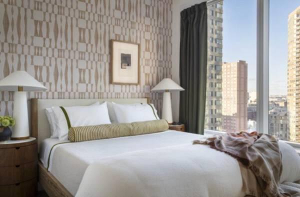 $3800.00 Chic, Smart, and Stylish ? Studio Living at The Maybury:No Fee