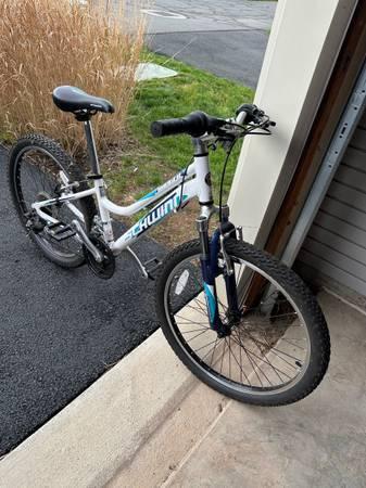 Schwinn Ranger 24" Mountain Bike - $150 (Ashburn)