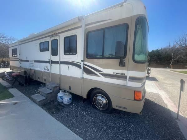 99 Ford Bounder 36S RV 10,000 OBO - $10,000 (Leander)