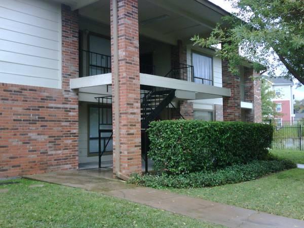 $775 / 2br - 800ft2 - COZY 2/2 CONDO ON RIVERSIDE (AUSTIN)