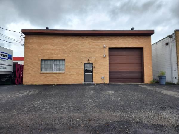 $6,700 / 3400ft2 - 3400sq ft warehouse for rent (South Hackensack)