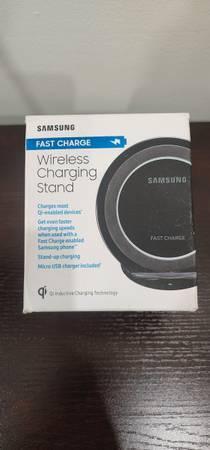 Samsung Wireless Charger - $40 (Clarksburg)