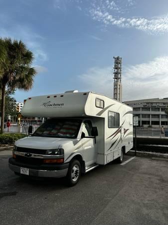 2010 Chevy Coachman Freelander RV - $23,875 (Waukegan)