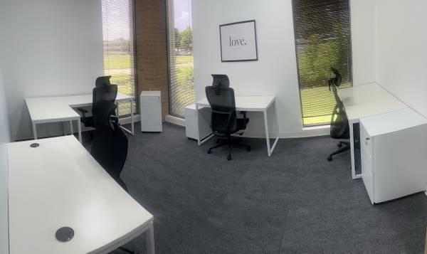 $770 Need Space for Your Office Team ? Join the North Houston Community