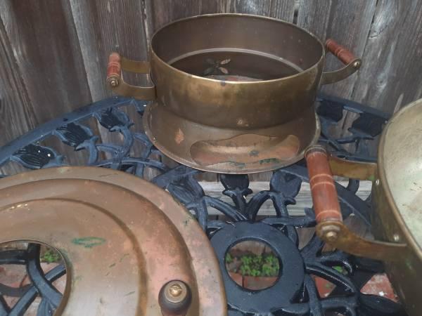 ANTIQUE ORIENTAL COPPER COAL STEAMER - $75 (North Austin)