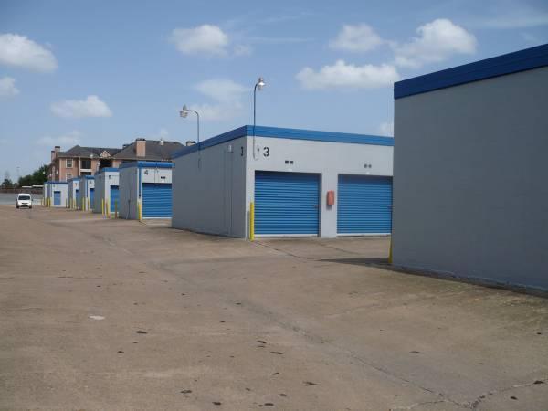 Don't Pay More! - 50% Off 3 Months @Your Storage Place! (9333 Westheimer Rd)