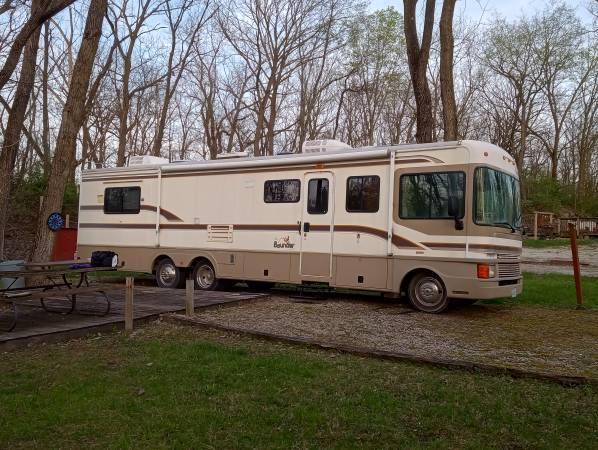 2019 coachman, pursuit, $42,000 obo - $42,000 (Burbank)