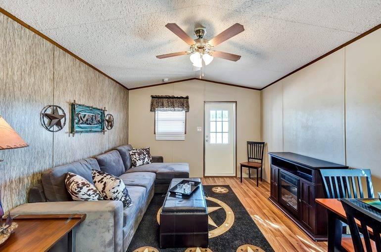 1br - 399ft2 - Tiny House Outlet (Greenville)