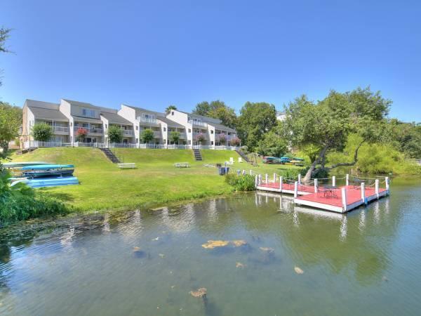 $3,600 / 2br - ***WATERFRONT - FURNISHED CONDO - INTERNET/CABLE/UTILITIES INCLUDED***