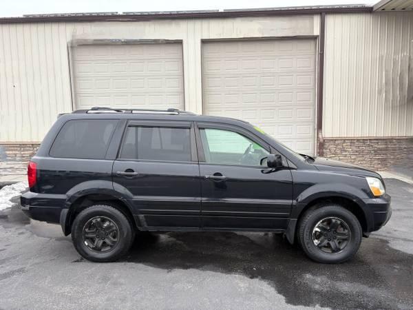 2005 Honda Pilot 4x4 W/3rd Row of Seats , W/Low Mileage - $5,000 (Houston TX)