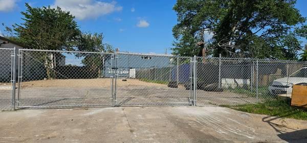 $700 / 6000ft2 - Outdoor Storage Lot for Lease $700/mo. – 6,000 SF Gated Lot (Houston)