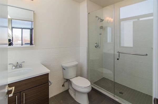 $1,185 / 3br - Furnished Bedroom with amenities in rental building next to PATH