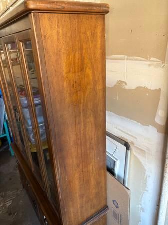 Antique China Cabinet (Free) (san jose north)