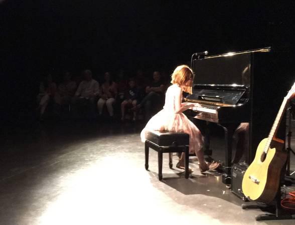 STARLIGHT MUSIC LESSONS In-Home ~Piano, Voice, Guitar, Violin