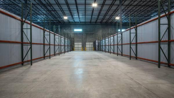 4000ft2 - 4000 Sq Ft Warehouse Flex Space w/ Access to Loading Dock Available (Round Rock)