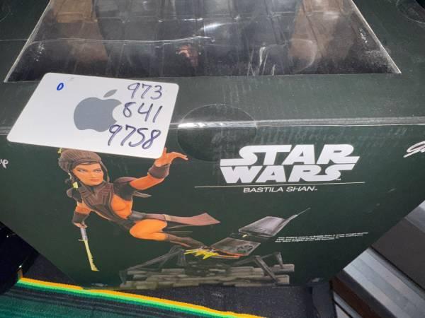 New diamond select toys Bastila Shan Star Wars figure - $75 (Clifton)