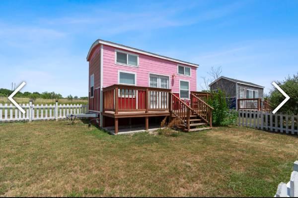 $99 / 300ft2 - Audrey’s Mini Home AT DOC'S DRIVE IN! (1540 Satterwhite road Buda, TX)