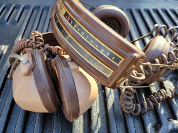 2 Retro Koss Brown Stereophones Headset Headphones Vintage Display - $45 (Bedford)