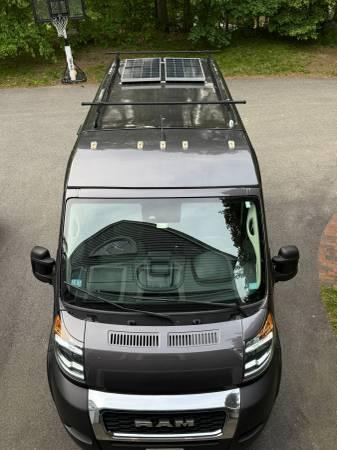 2022 Pleasure-Way Tofino Class B RV