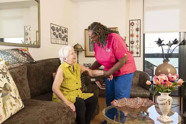 Experienced Senior Caregiver – Helping Your Loved Ones Live Well