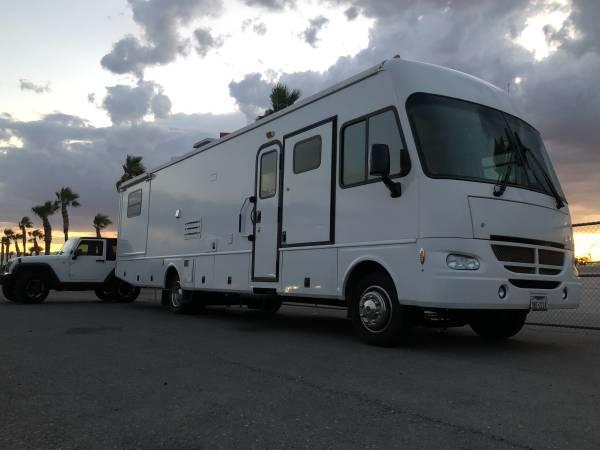 Fleetwood Southwind Class A Wheelchair Accessible Motorhome - $57,000 (Athens, Texas)