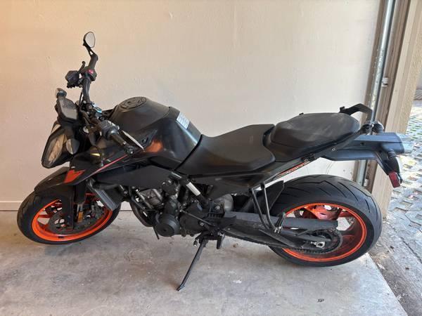 KTM Duke 790 - $2,950 (Austin)