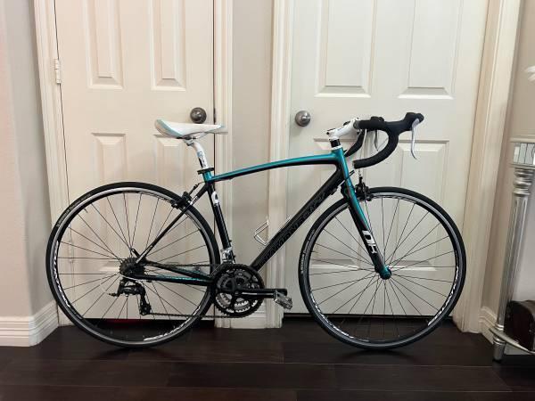 Diamondback road bike - $250 (Humble - Kingwood)