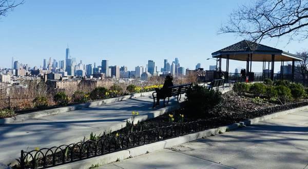 $1,350 SUNNY BEDROOM, SHORT COMMUTE TO NYC