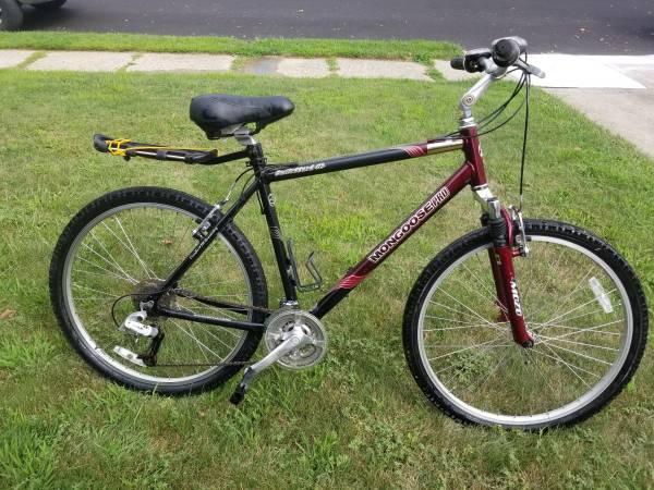 26' MONGOOSE PRO SWITCHBACK