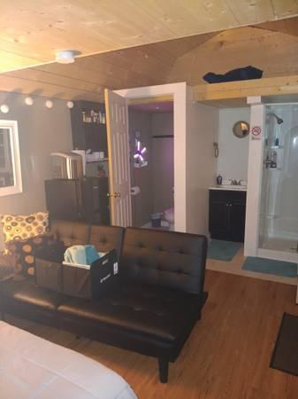 $790 / 1br - guest home Red Rock, Texas quiet country location (Red Rock)