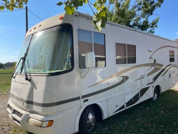2003 daybreaker motorhome -