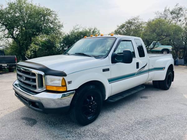Ford  F350 XLT Dually 2wd